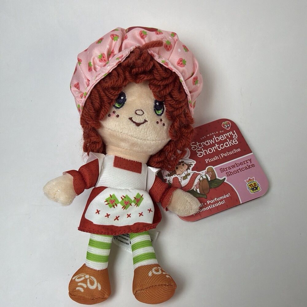 NWT  The Loyal Subjects Strawberry Shortcake Plush Doll Stuffed 8” Scented